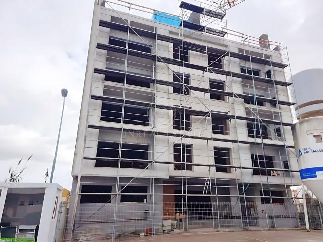 Apartamento T3, localizado no rés do chão de edifício com el. 189m² Montijo e Afonsoeiro