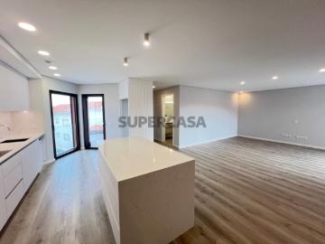 Apartamento T3 com Duas Suítes_Areia Branca, Lourinhã