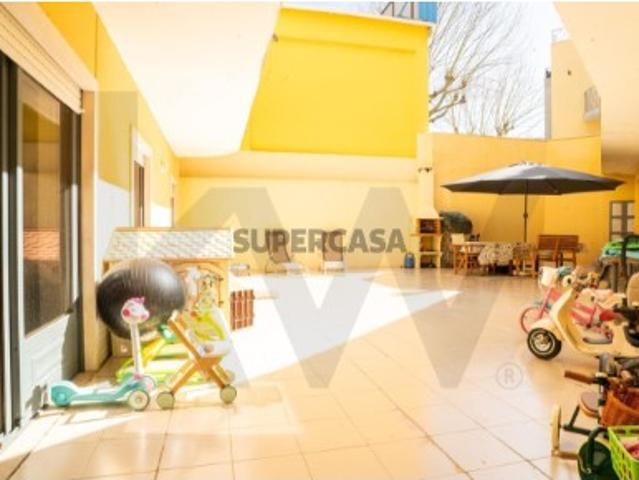 Apartamento T3 Mafra Onde a Vila Encontra o Mar: A Sua Nova História em Mafra