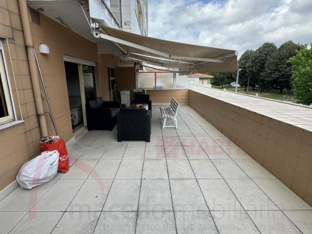 Apartamento T3 Mobilado com Terraço para arrendamento em S. Vítor, Braga