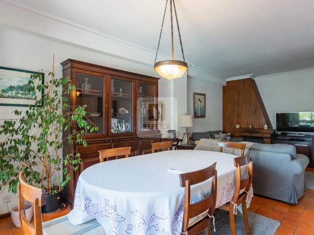 Apartamento T3 Mobilado com varanda, na zona de Paranhos Porto RÉPLICA Real Estate