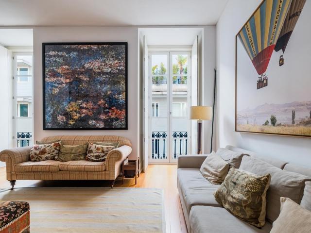 Apartamento T3 Mobilado em zona histórico no Chiado, Lisboa
