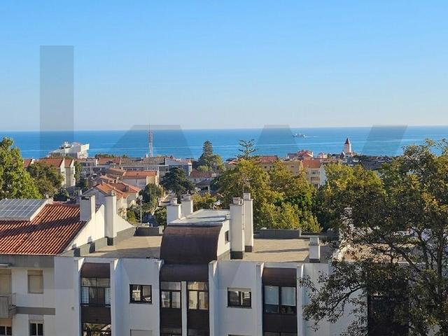 Apartamento T3 Mobilado em Cascais, S João Estoril com vista Mar e estacionamento