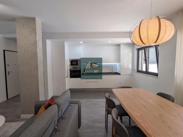 Apartamento T3 mobilado novo em Vale Flores Pinhal Novo para Arrendamento