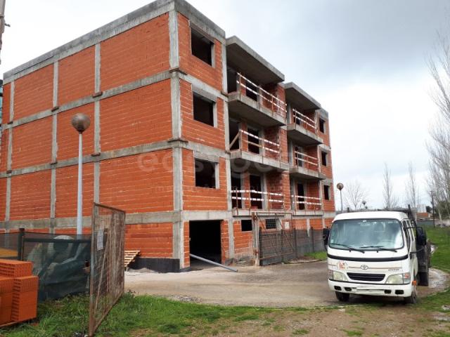 Apartamento T3 Moderno com box de garagem e espaço exterior no Ameal Torres Vedras