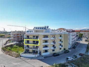Apartamento T3 moderno com garagem na Gala – Figueira da Foz, a 800 metros da praia