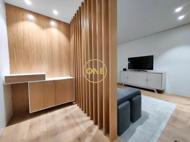 Apartamento T3 na 1ª Linha da Praia de Aver o Mar
