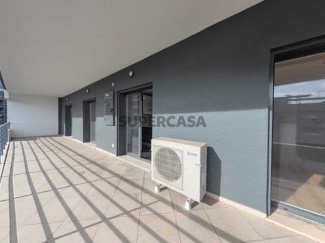 Apartamento T3 na Urbanização Colinas do Cruzeiro, Odivelas