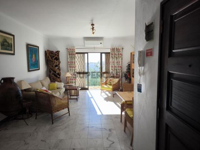 Apartamento T3 na Urbanização Vale Caranguejo Tavira