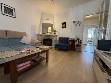 Apartamento T3 na Venteira | Prédio Renovado | Excelente Investimento | AMADORA
