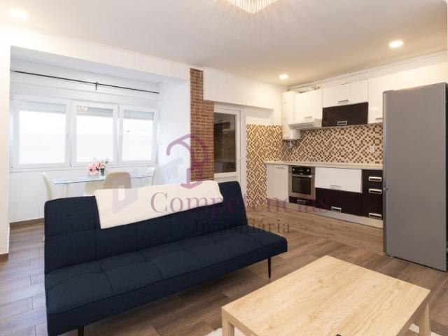 Apartamento T3 na Av. Infante D. Henrique, 30, São Sebastião, Setúbal