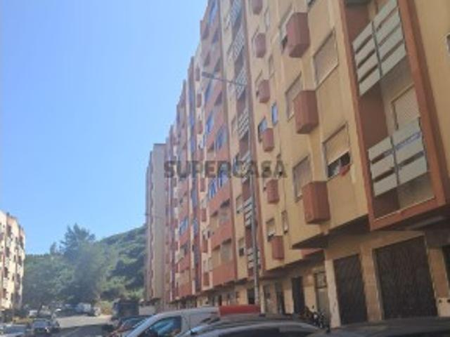 Apartamento T3 na Avenida Cidade de Lisboa Agualva Cacém