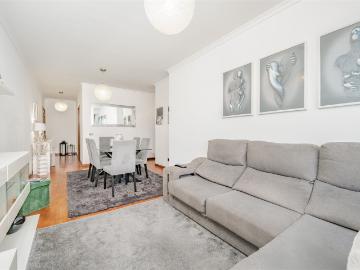 Apartamento T3 na Cancela – Conforto e Proximidade a Serviço. 116m² Caniço