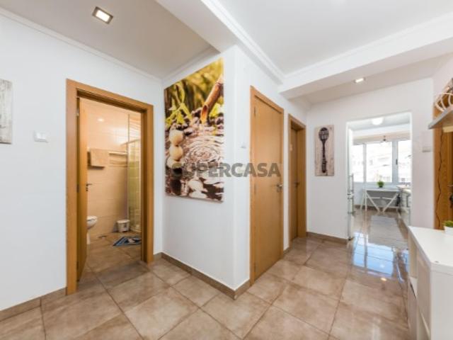 Apartamento T3 na Caparica | Excelente localização junto à NOVA FCT e Egas Moniz
