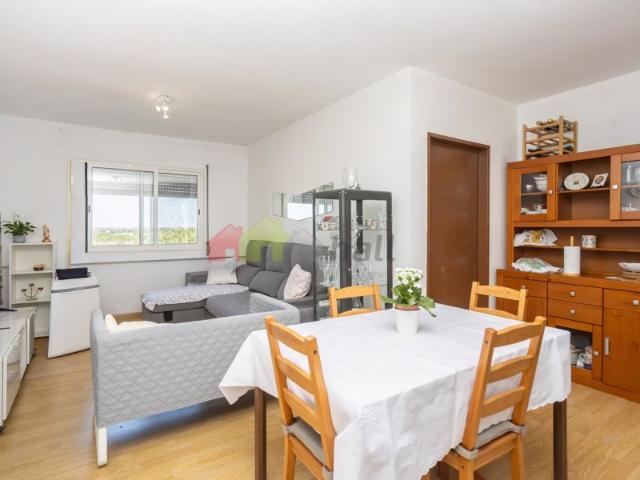 Apartamento T3 na Cidade Sol, Santo António da Charneca Barreiro