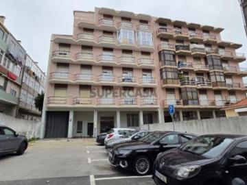 Apartamento T3 em Almada Cova da Piedade