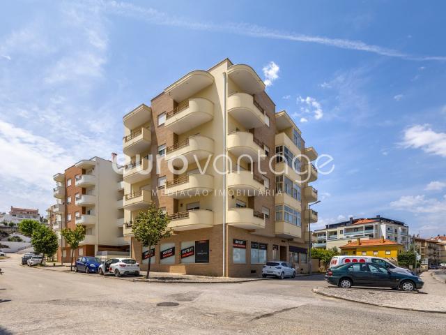 Apartamento T3 na Guimarota – Leiria | Conforto, Espaço e Localização Privilegiada
