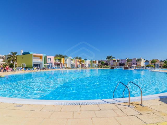 Apartamento T3 na Quinta da Orada, Marina de Albufeira, Alga. 215m² Albufeira e Olhos de Água