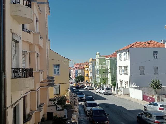 Apartamento T3 na Rua Doutor António José de Almeida 28, Coimbra, Portugal