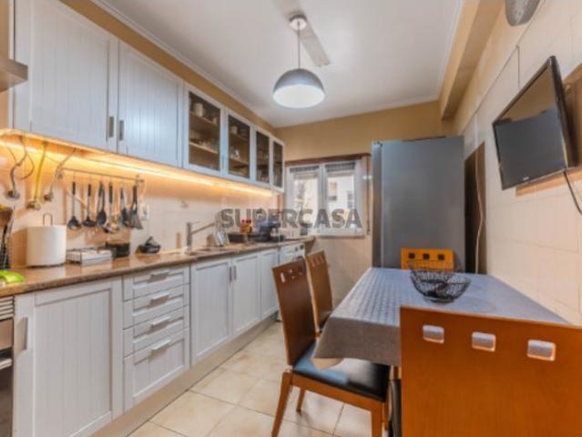 Apartamento T3 na Serra das Minas com Excelente Centralidade