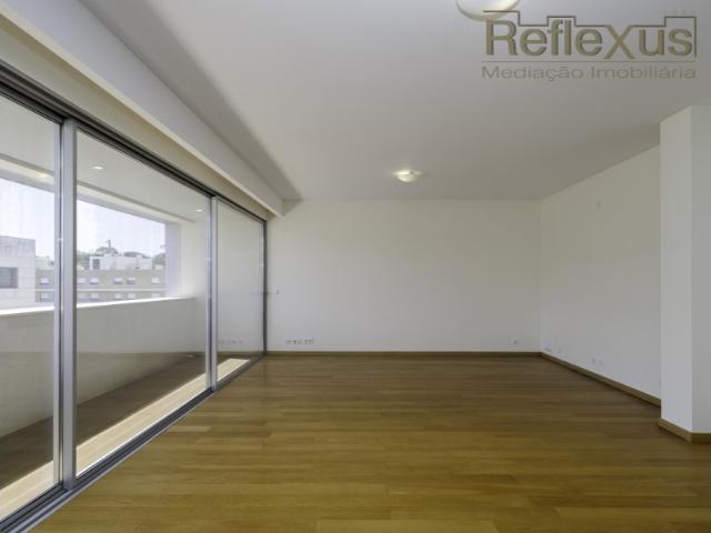 Apartamento T3 nas Laranjeiras Conforto, Elegância e Excelente Localização