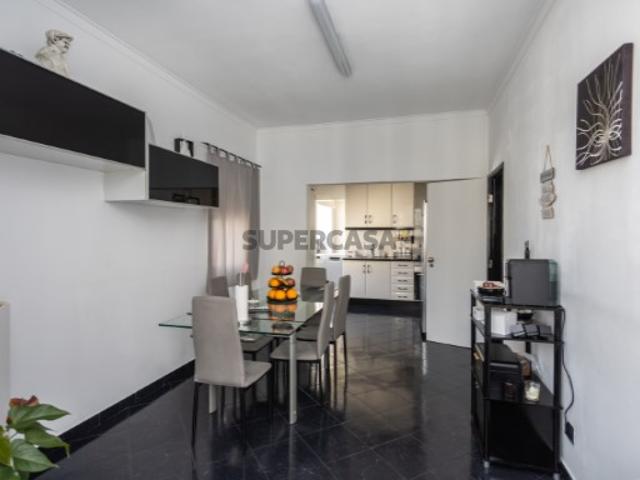 Apartamento T3 nas Paivas com Excelente Localização e Conforto