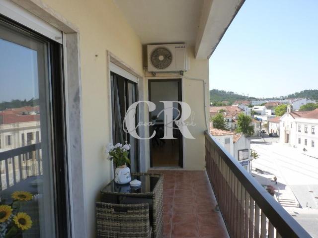 Apartamento T3 no último andar, no coração de Ansião, com vistas deslumbrantes