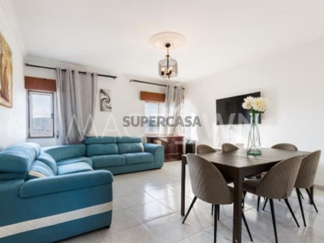 Apartamento T3 no Carregado | Conforto, espaço e excelentes acessos