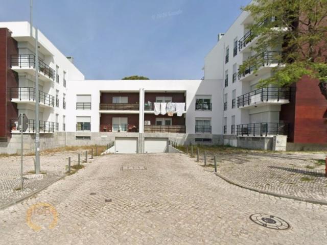 Apartamento T3 no Centro da Cotovia