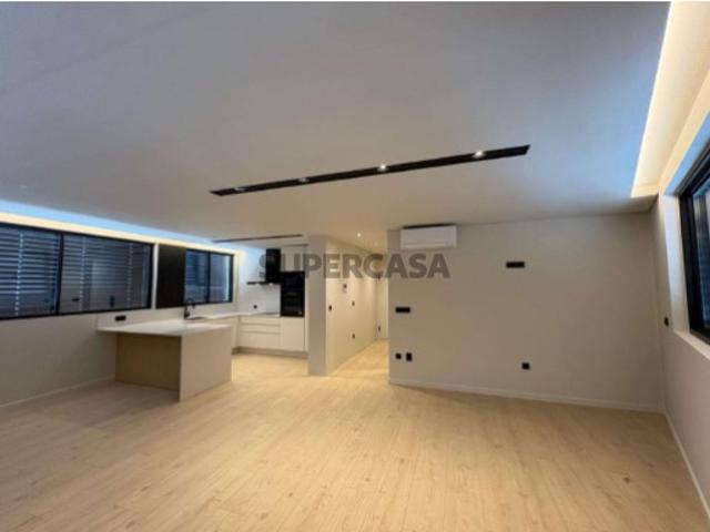 Apartamento T3 no centro de Gondomar