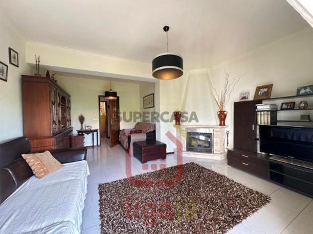Apartamento T3 no Centro de Ourém