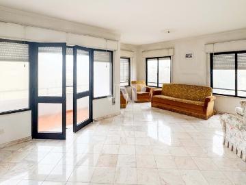 Apartamento T3 no Centro de Loulé 106m² Loulé São Clemente