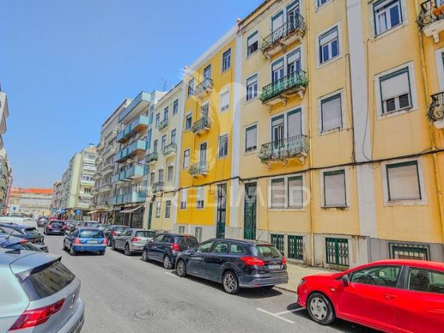Apartamento t3 no centro de lisboa, arroios