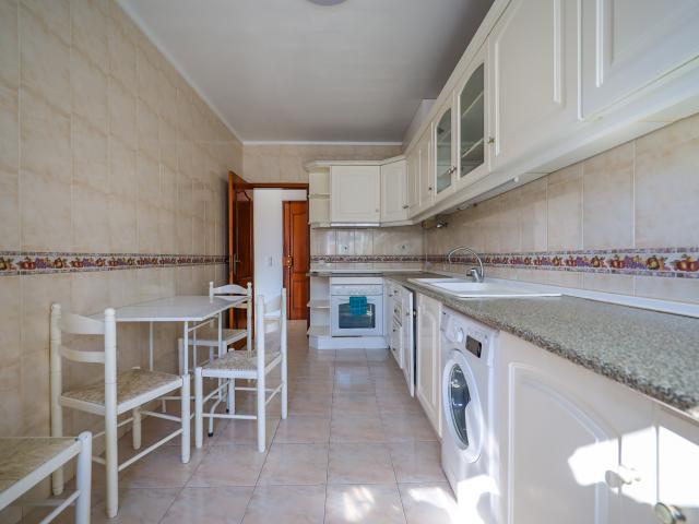 Apartamento T3 no centro de Quarteira