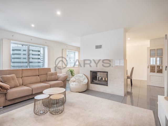 Apartamento T3 no centro de vila Verde condomínio com piscina