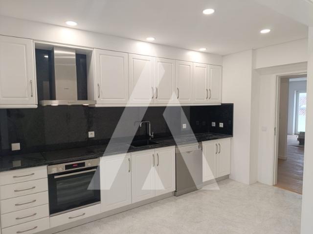 Apartamento T3 no centro histórico de Viana