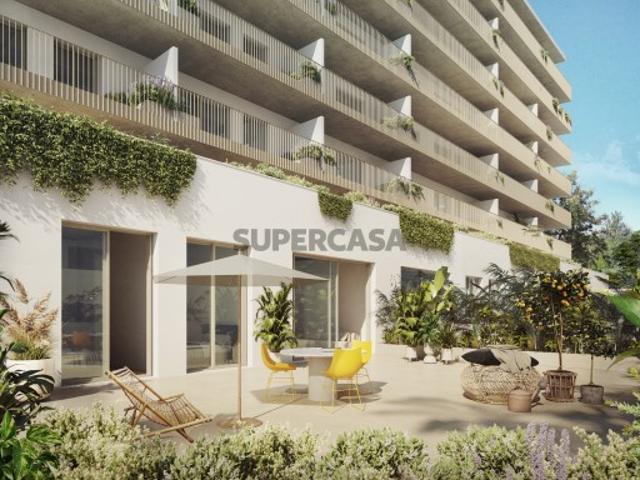 Apartamento T3 no condomínio Jaba II, no Barreiro