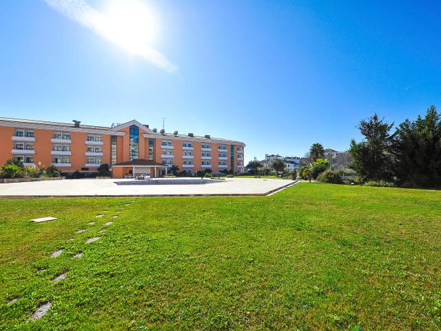 Apartamento T3 no condomínio Riviera