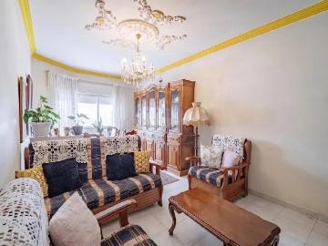 Apartamento T3 no Fogueteiro COM ELEVADOR!
