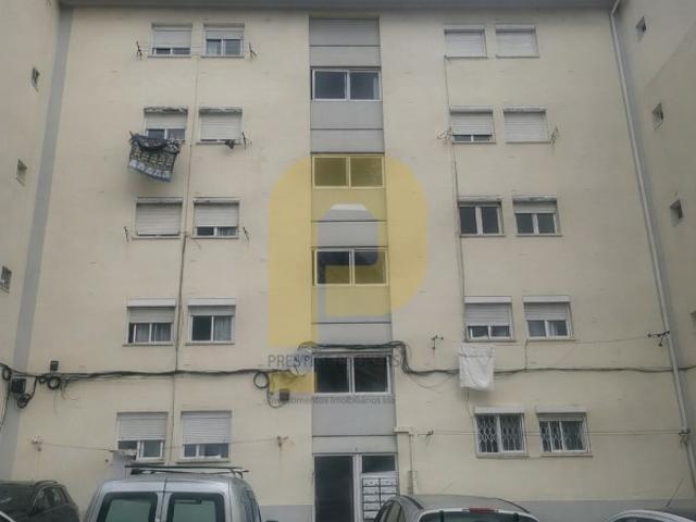 Apartamento T3 no Laranjeiro Almada | EM REMODELAÇÃO
