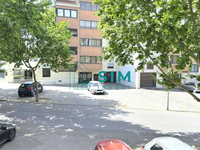 Apartamento T3 no Montijo com garagem