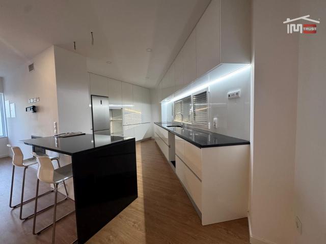 APARTAMENTO T3 NO PINHEIRO OURÉM