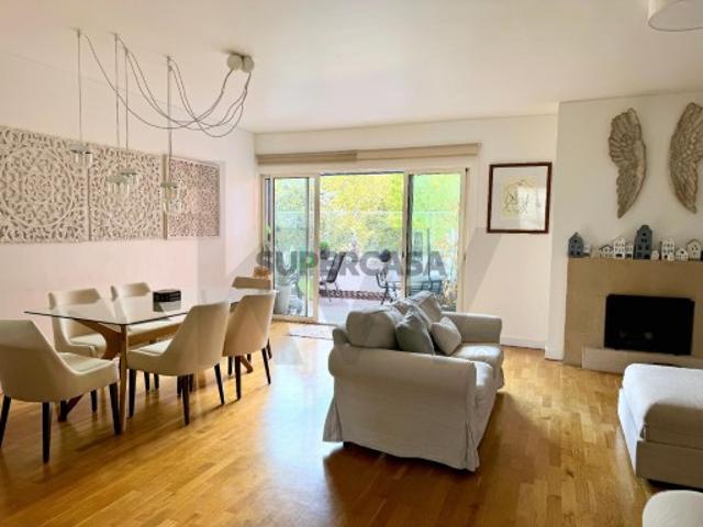 Apartamento T3 no Restelo | junto ao Jardim Fernanda de Castro