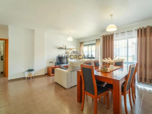 Apartamento T3 nos Arrifes Oportunidade Incrível