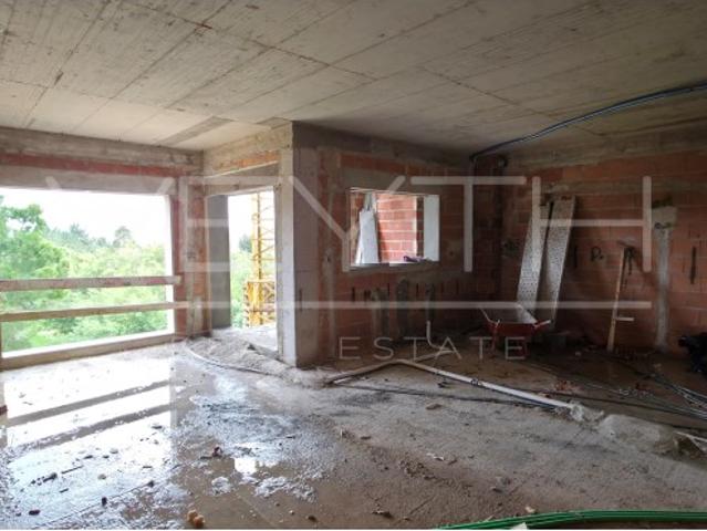 Apartamento T3 Novo na Quinta da Fábrica Corroios com Parqueamento e Arrecadação