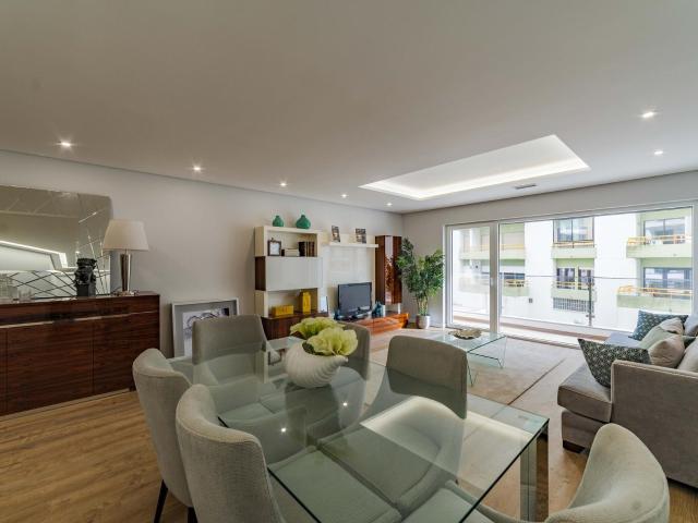 Apartamento T3 novo na Quinta das Marianas Parede 138m² Carcavelos e Parede
