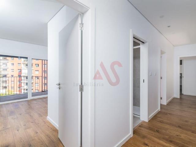 Apartamento T3 NOVO na Urbanização Colinas do Cruzeiro, em Odivelas