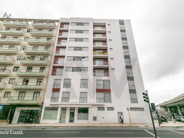 Apartamento T3 Novo nas Laranjeiras em Lisboa | Premium, Metro e Acess