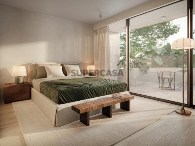 Apartamento T3 novo, no Tomás Ribeiro 79, em Lisboa