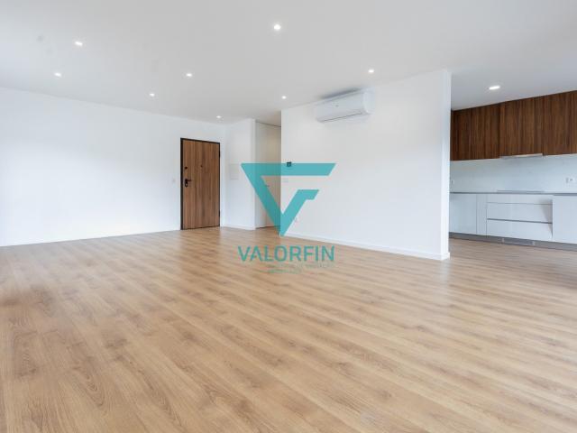 APARTAMENTO T3 NOVO c/ TERRAÇO em Parceiros | Leiria